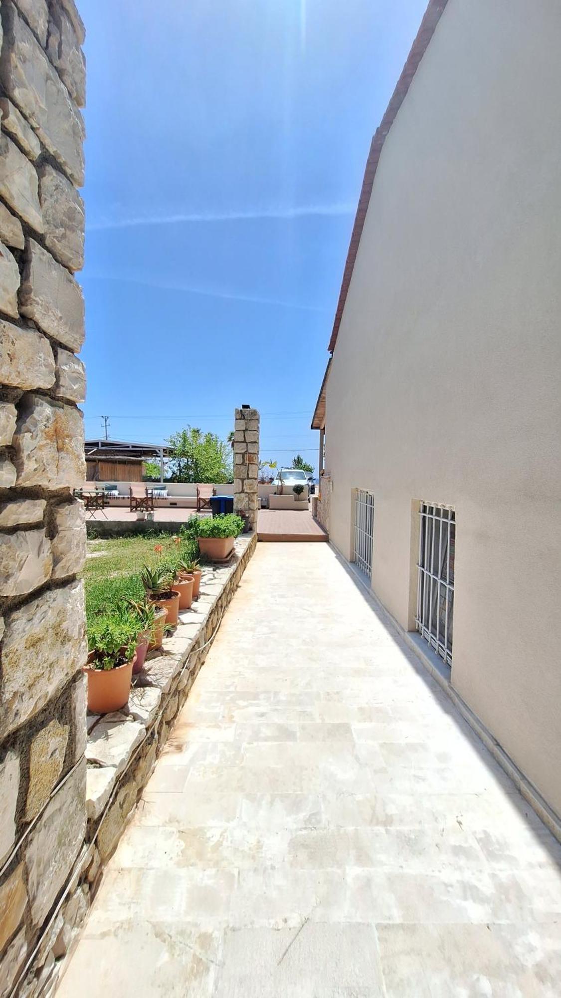 Tonea'S Houses Himare Cameră foto