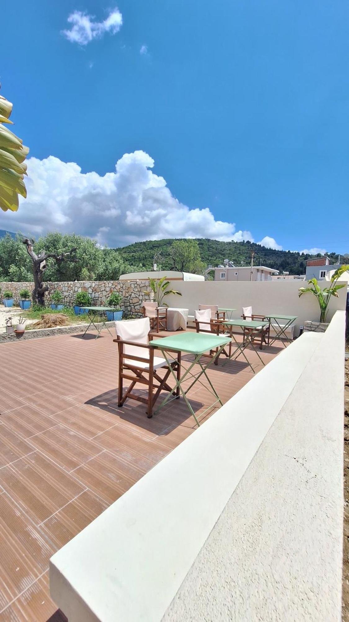Tonea'S Houses Himare Cameră foto